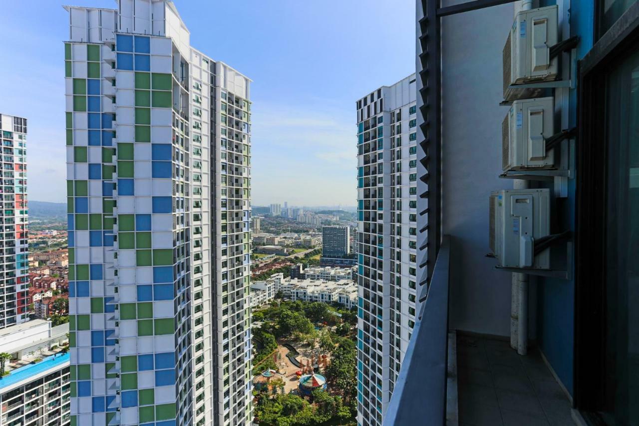 Hostahome Suites At I-City, Central Mall 샤알람 외부 사진