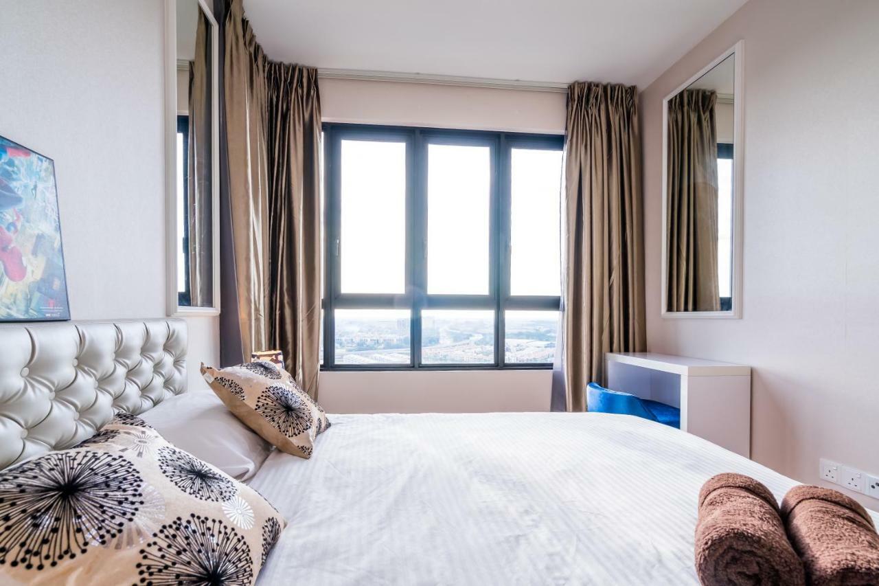 Hostahome Suites At I-City, Central Mall 샤알람 외부 사진